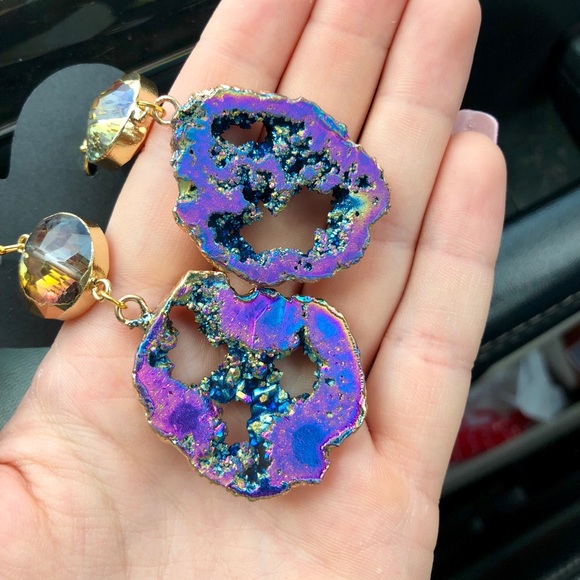 Geode Dangle Earrings with Purple Crystal - Picture 3 of 3